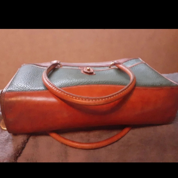 Dooney and Bourke hunter green purse - Picture 7 of 8